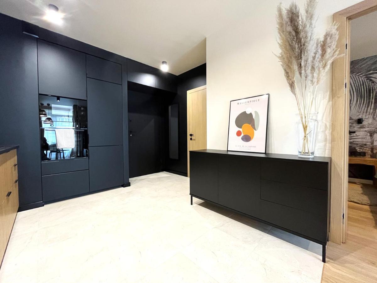 Wyszynskiego Apartment - Self Check-In 20H - Parking &Lift 弗罗茨瓦夫 外观 照片