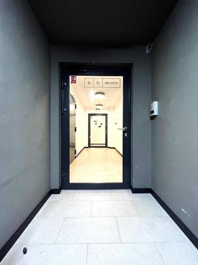 Wyszynskiego Apartment - Self Check-In 20H - Parking &Lift 弗罗茨瓦夫 外观 照片